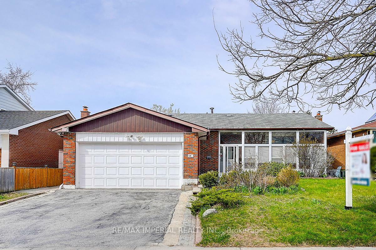 Property Photo: 50 Glendower Circuit ON M1T 2Z4