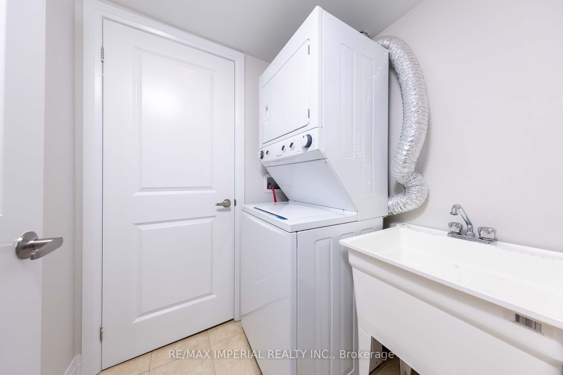 Property Photo: 27 McGurran Lane ON L4B 0G8