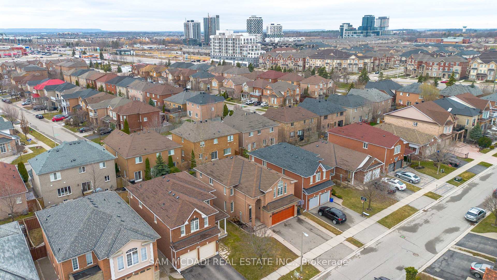 Property Photo: 2530 Nichols Drive ON L6H 7L3