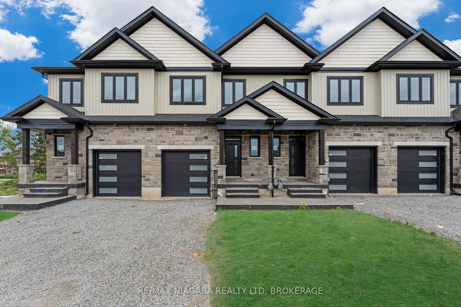 Property Photo: 6216 Curlin Crescent ON L2H 0B8