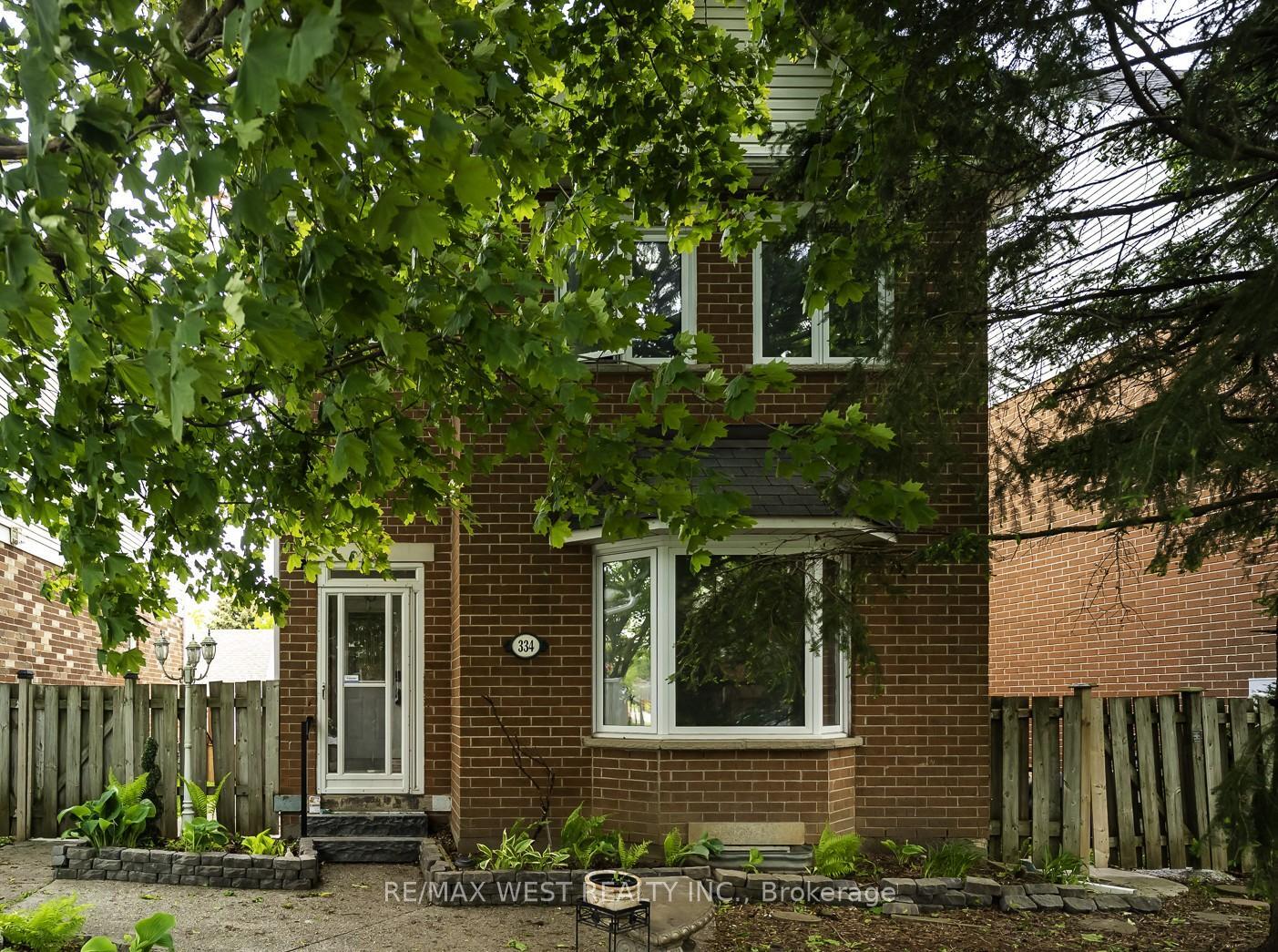 Property Photo: 334 Cottonwood Street ON L9W 4X7