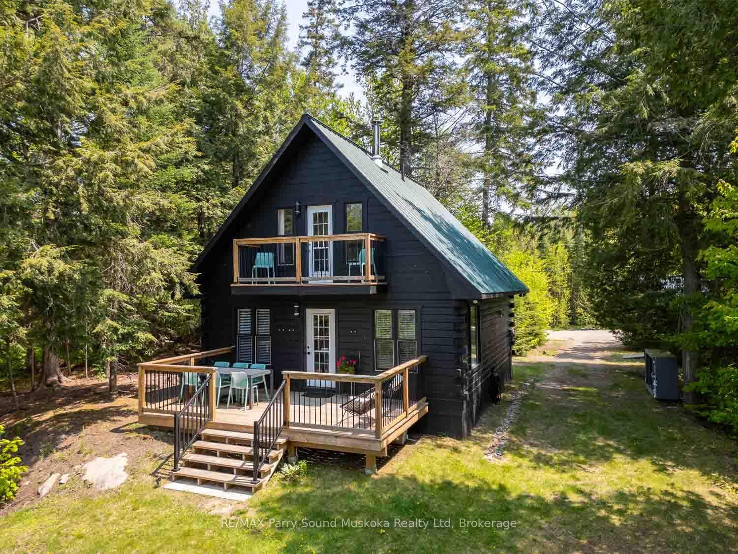 Property Photo: 95 Pettit Lane ON P0A 1M0