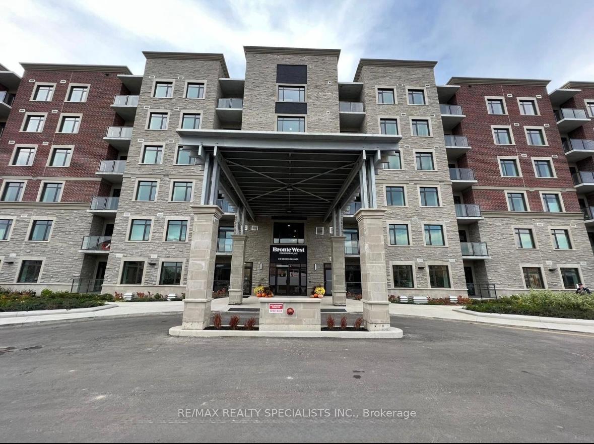 Property Photo: 830 Megson Terrace 517 ON L9T 9M7