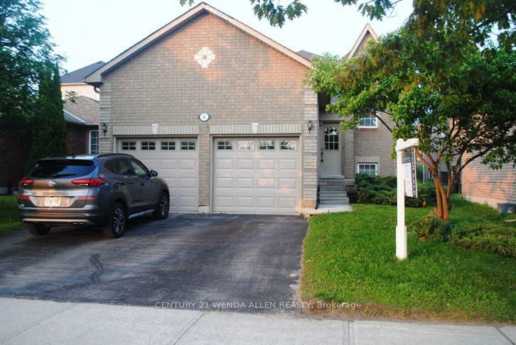 Photo de la propriété: 31 Seline Crescent ON L4N 0Y7