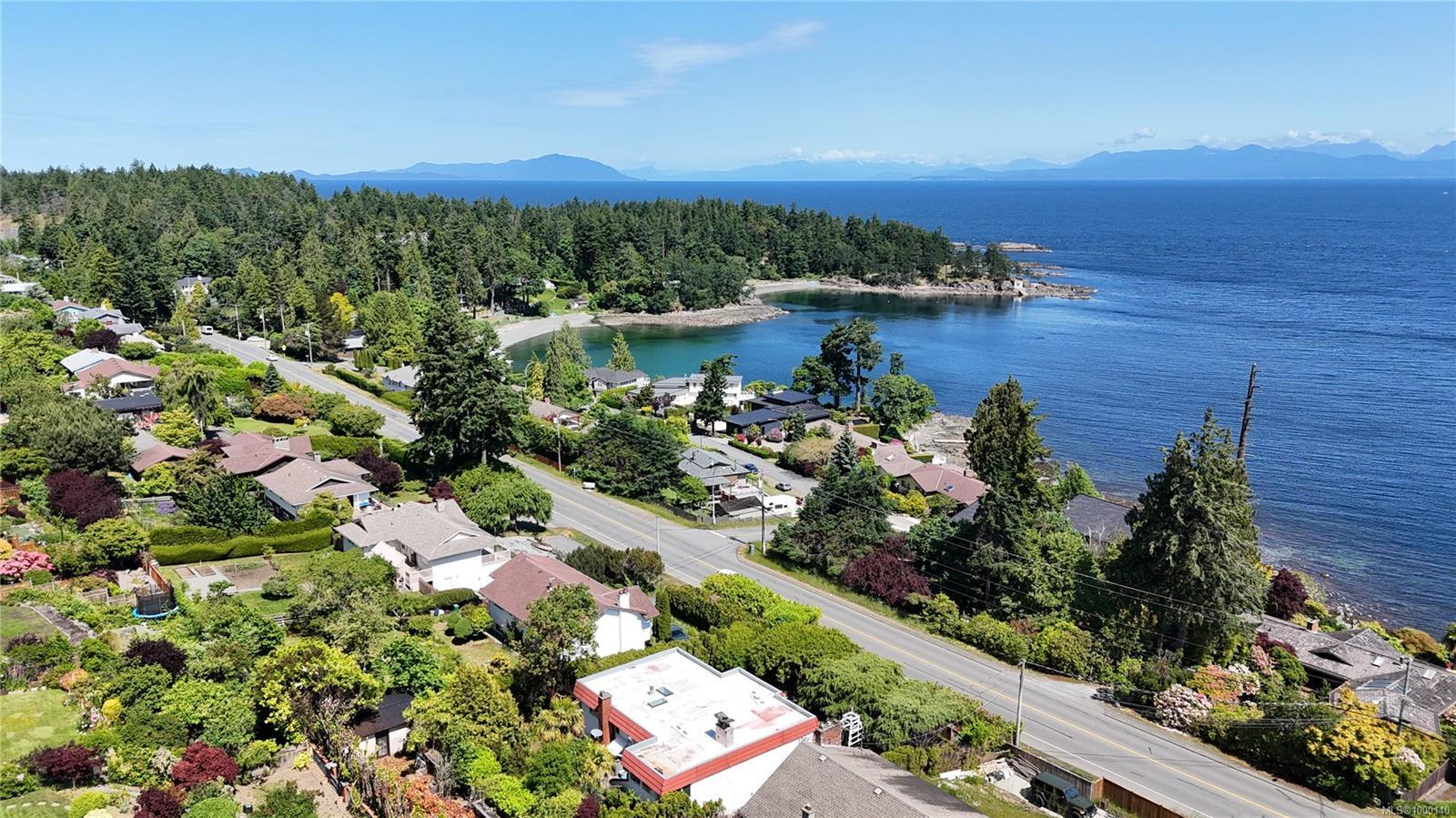 Property Photo: 3890 Gulfview Dr BC V9T 6E2