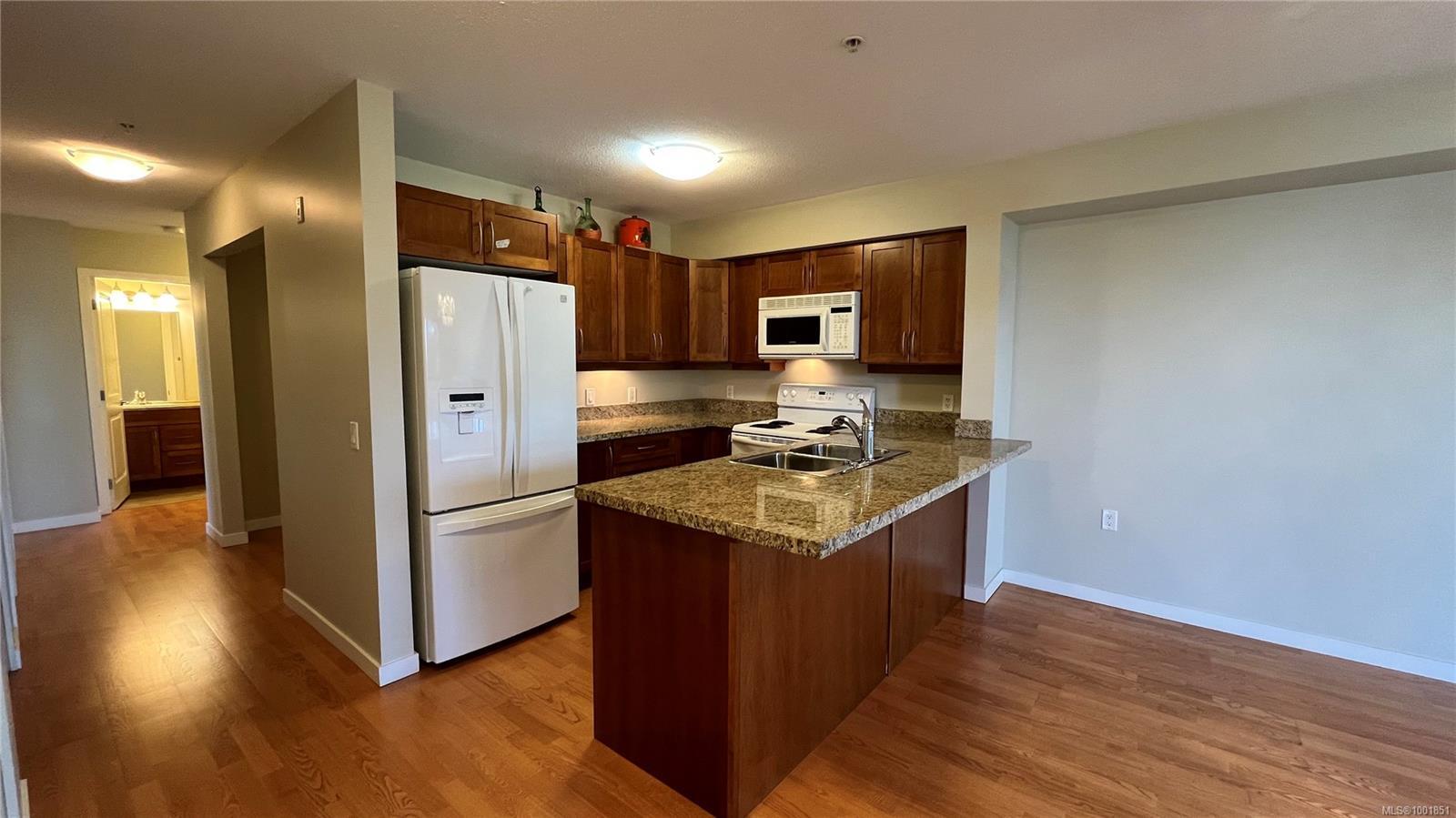 Property Photo: 297 Hirst Ave W 403 BC V9P 0A4