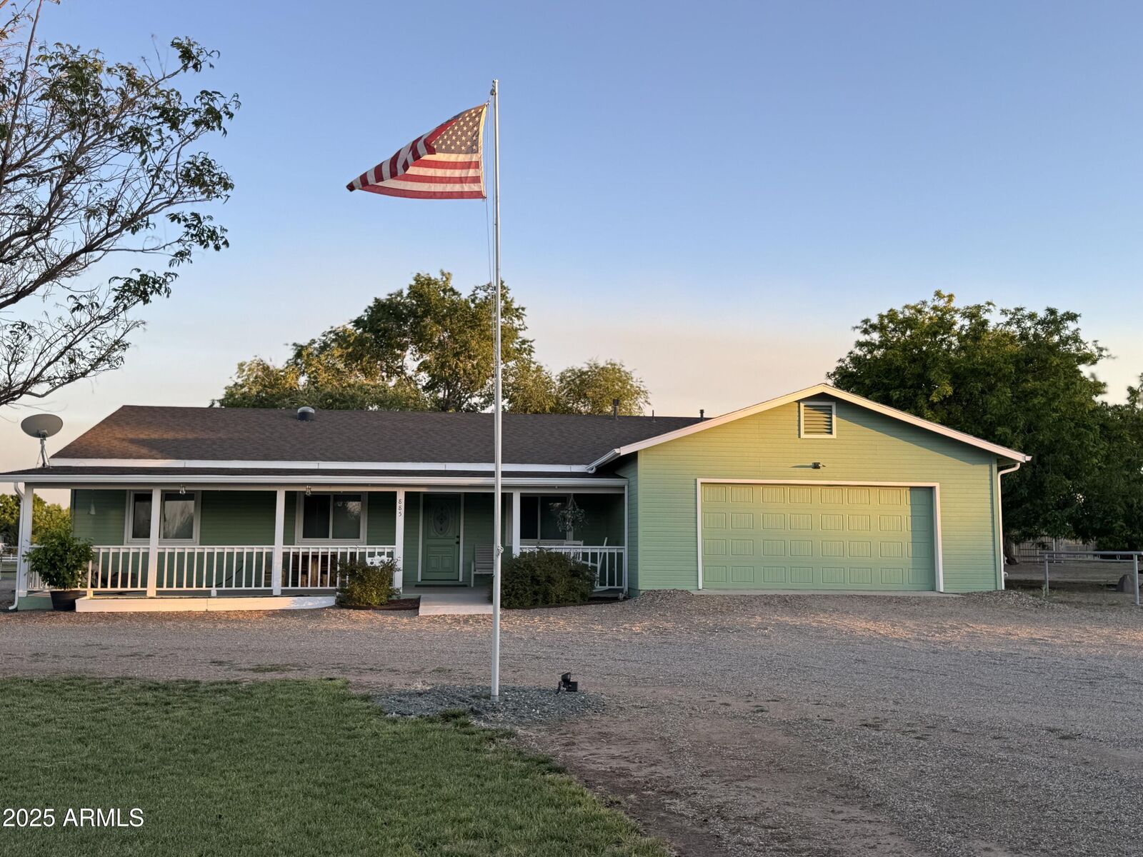 Property Photo:  885 E Adair Drive  AZ 86323 