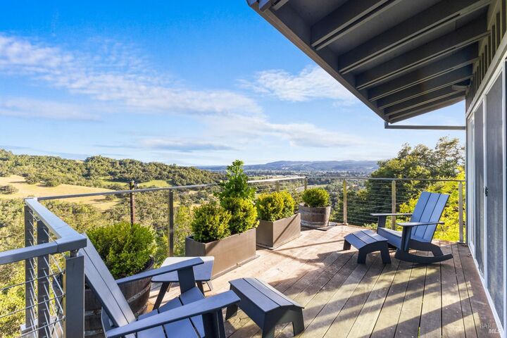 1831 Madrone Avenue  Healdsburg CA 95448 photo