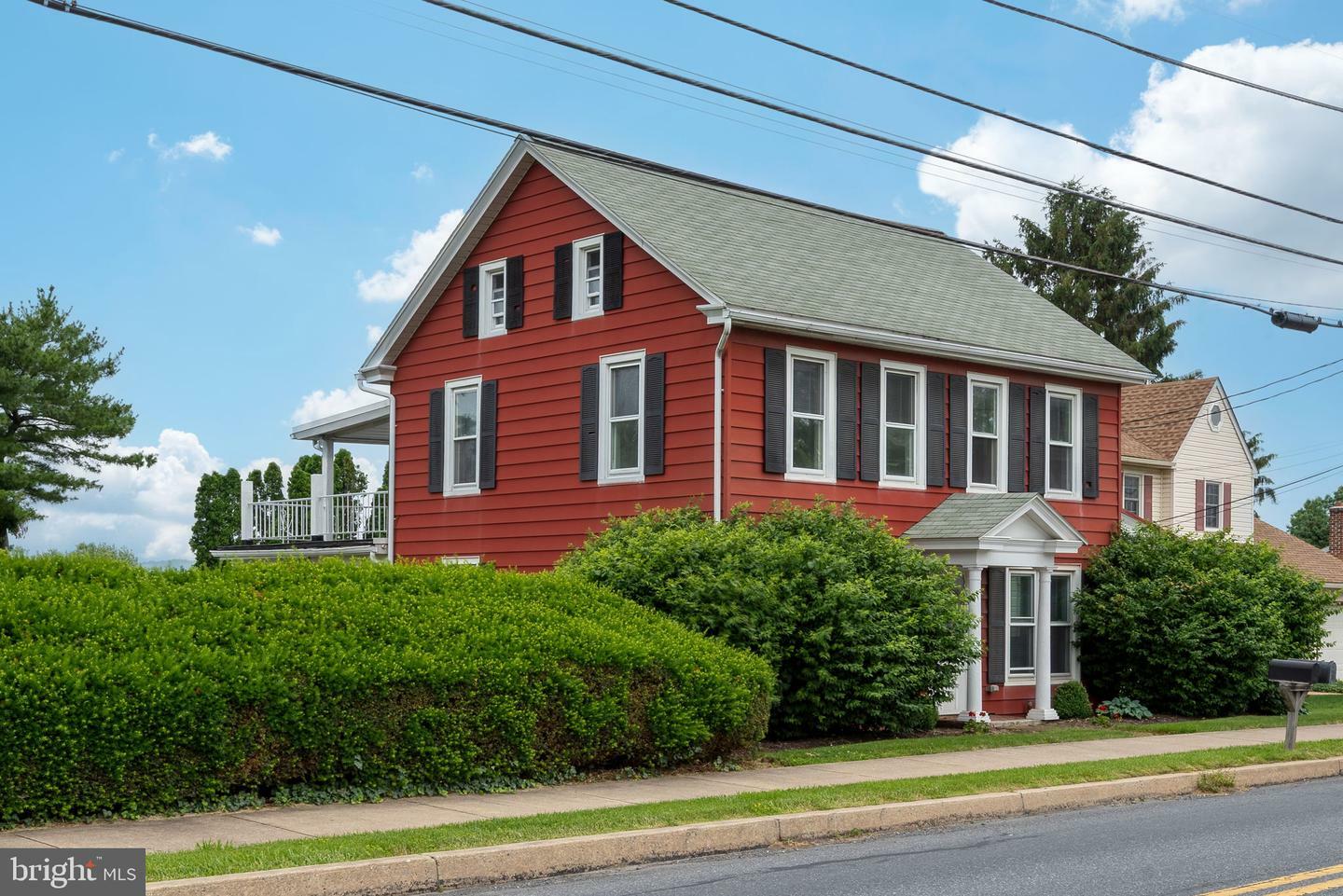 Property Photo: 168 S Market Street PA 17522