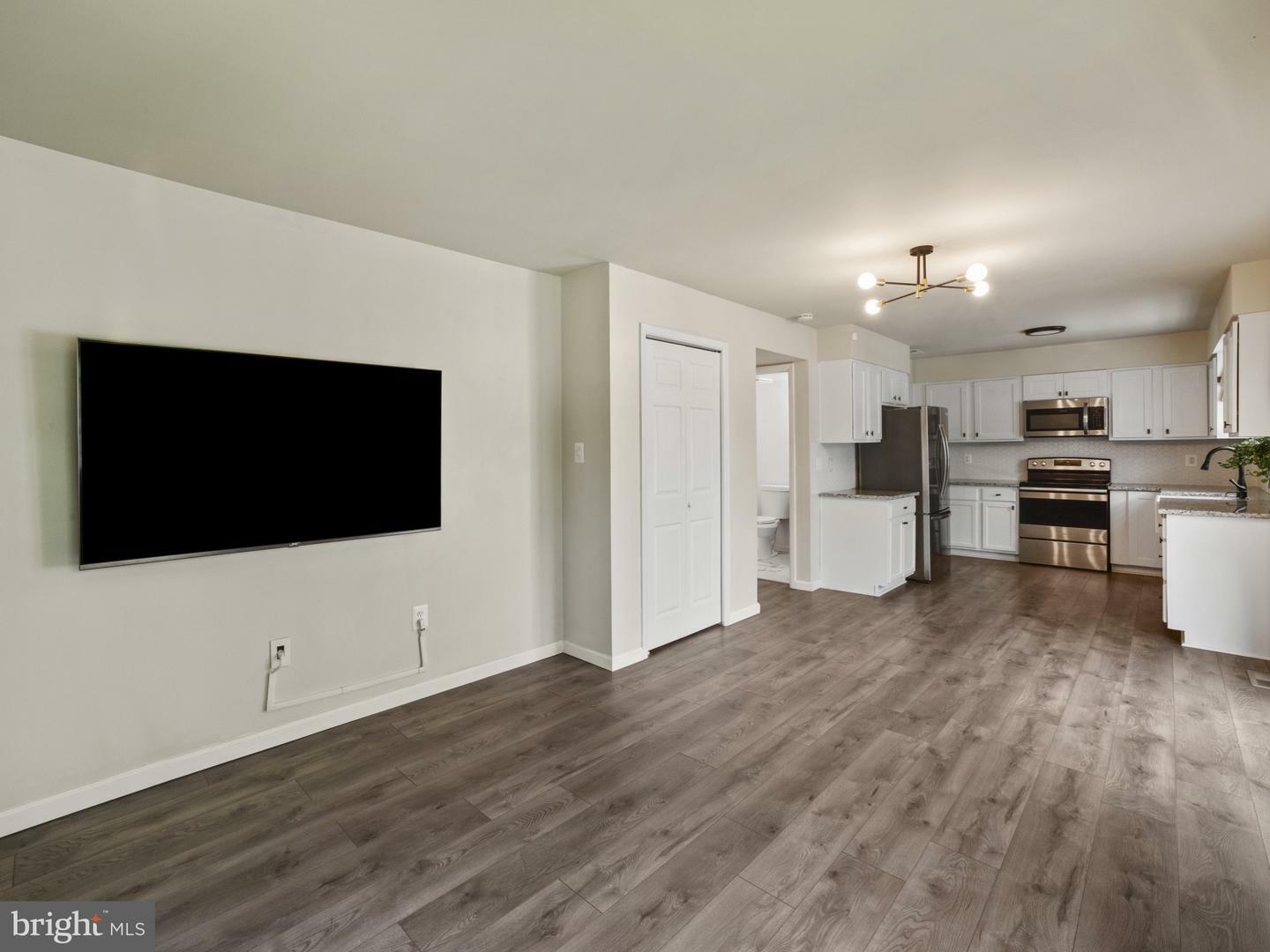 Property Photo: 12801 Asbury Drive MD 20744