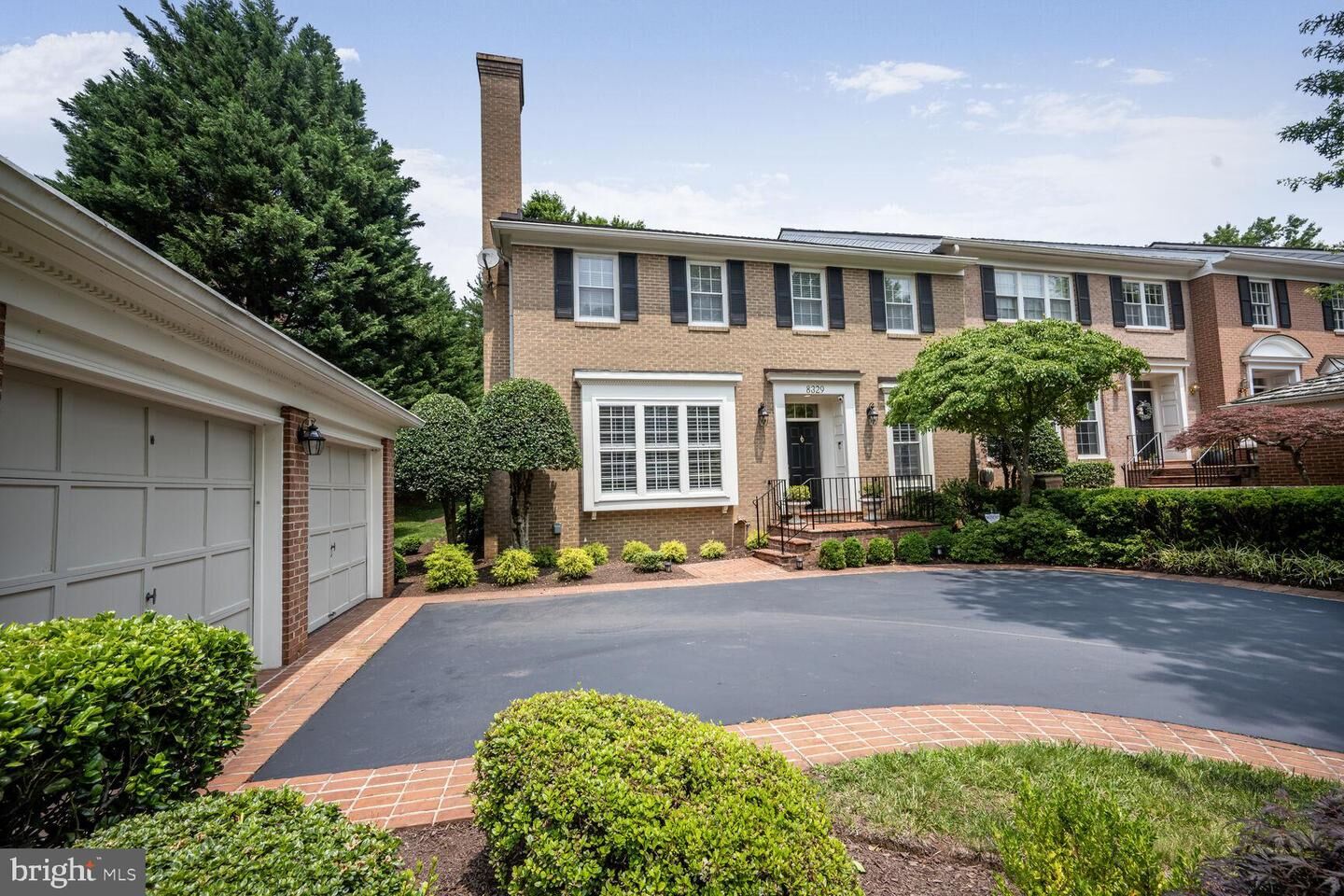 Property Photo: 8329 Turnberry Court MD 20854