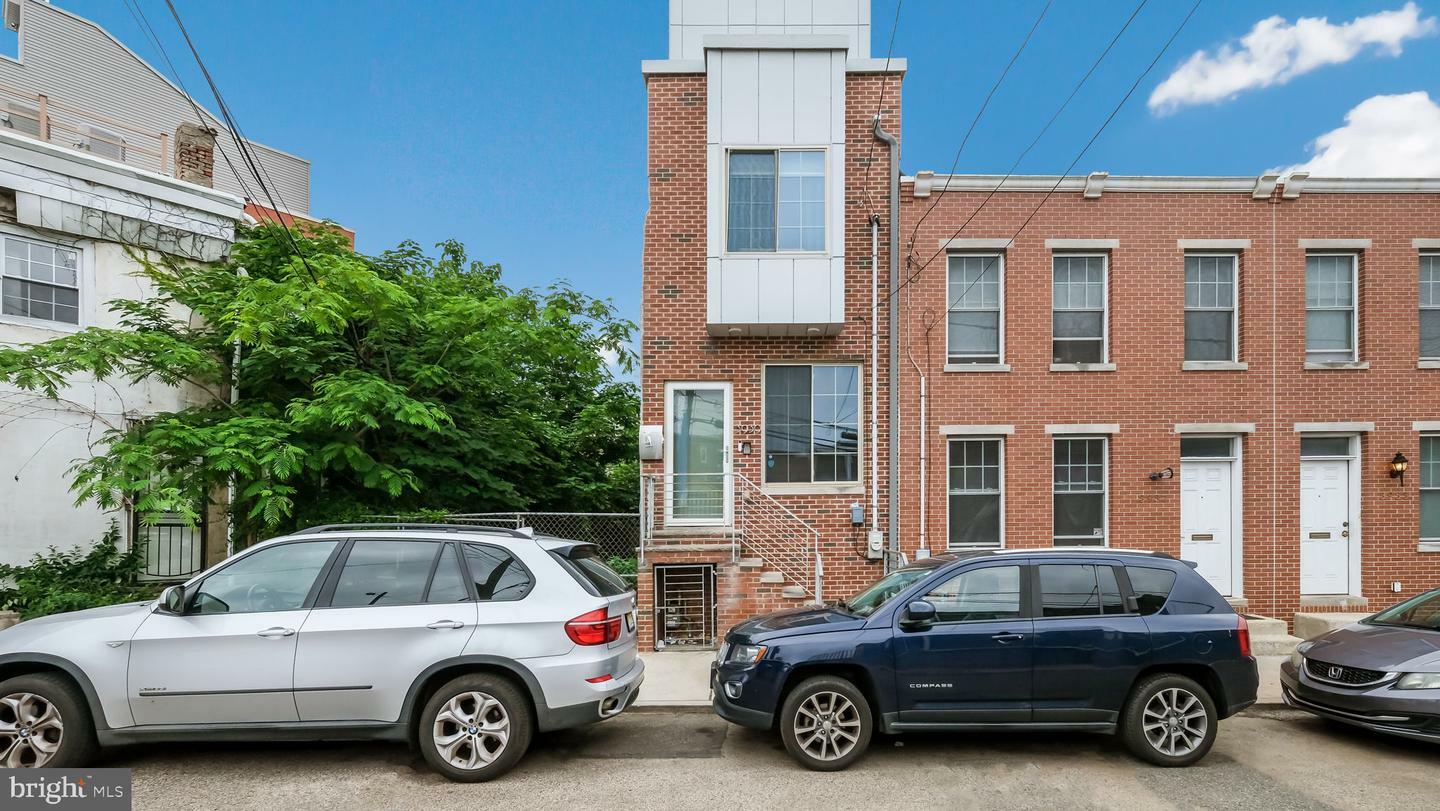 Property Photo: 3939 Brandywine Street PA 19104