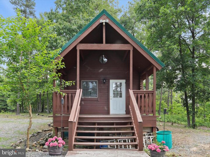 Property Photo: 873 Bluffs Ridge WV 26763