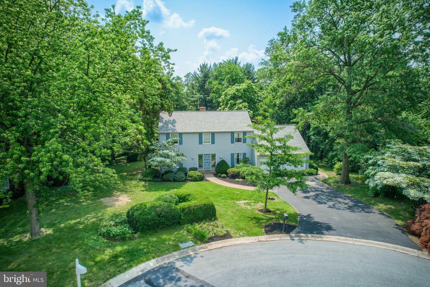 2640 Breezewood Drive  Lancaster PA 17601 photo