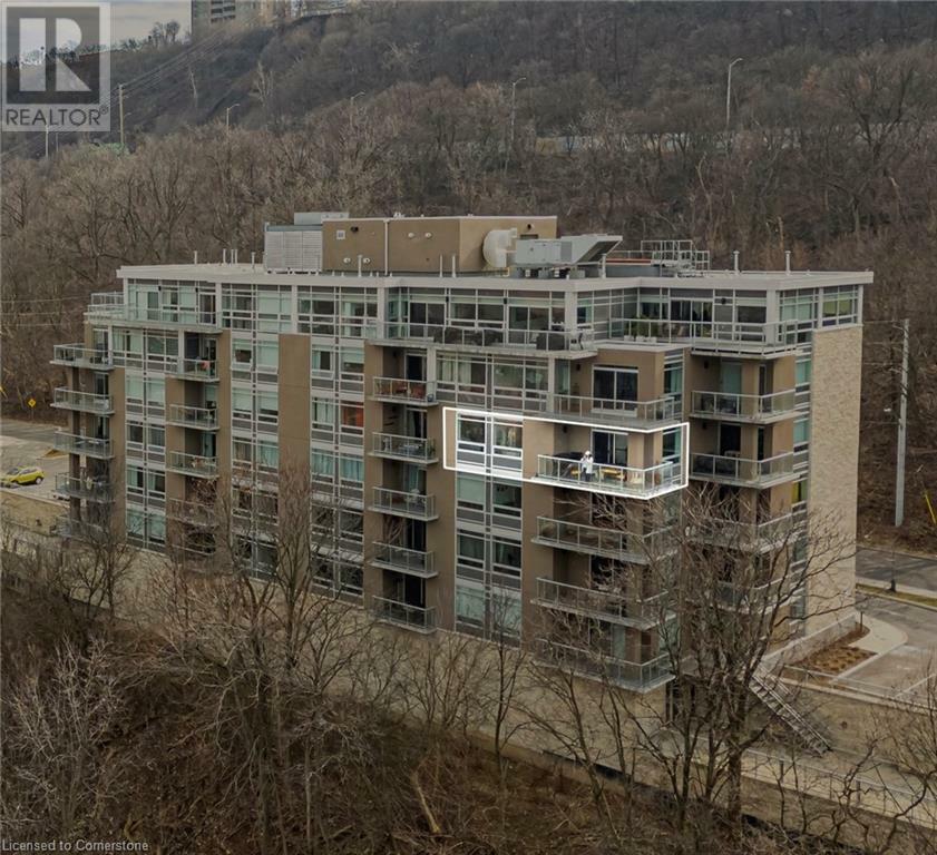 Property Photo: 467 Charlton Avenue East 404 ON L8N 1Z4
