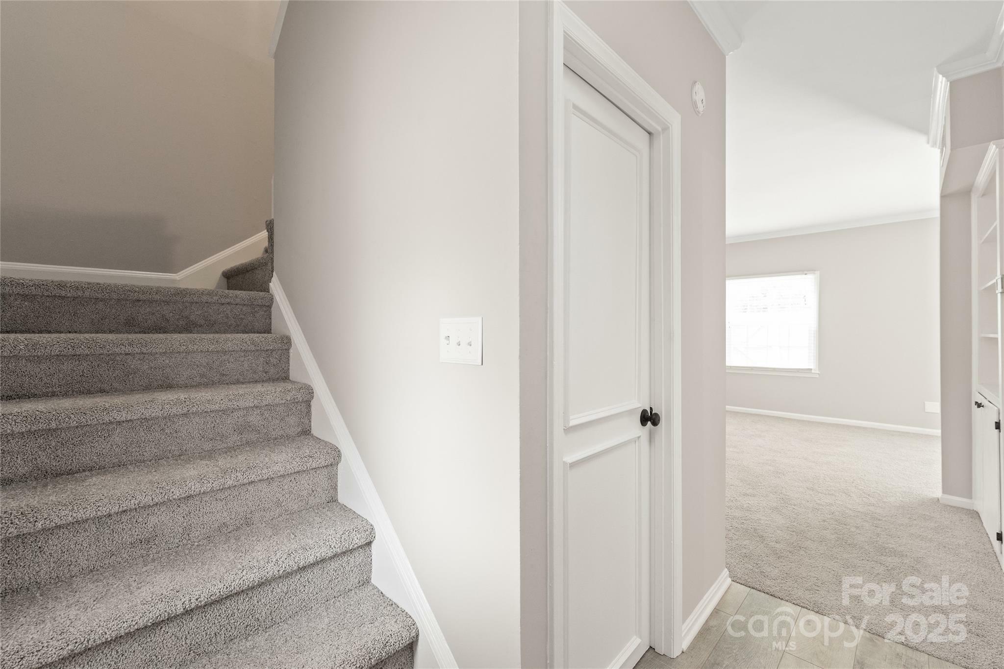 Property Photo: 5949 Quail Hollow Road E NC 28210