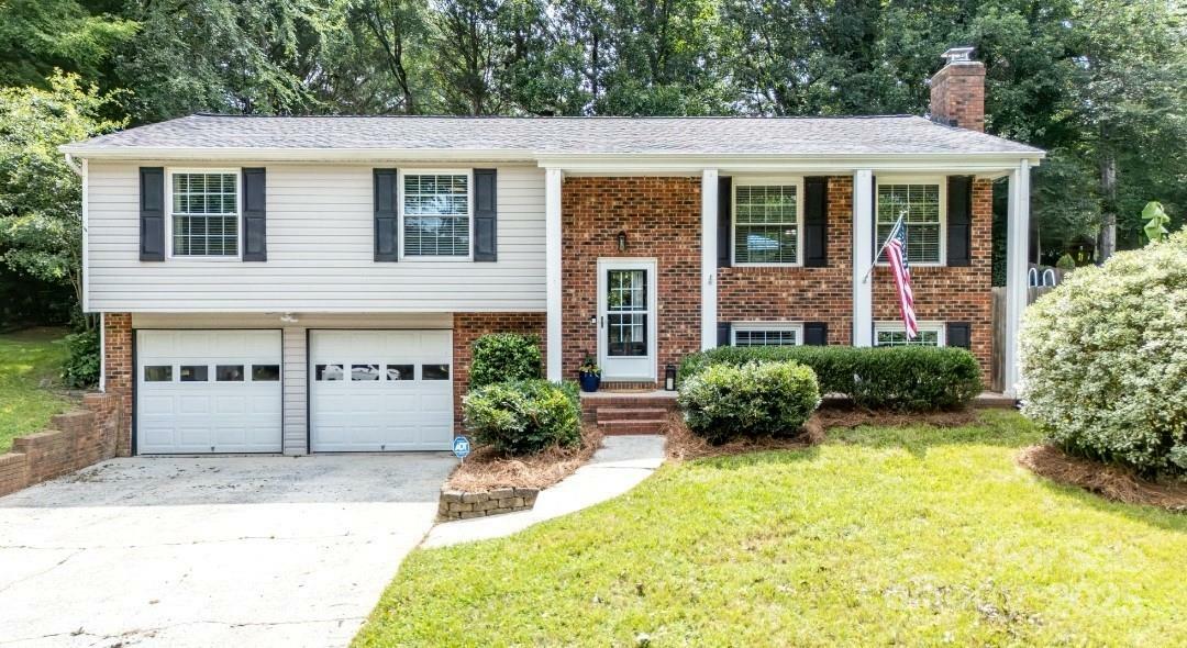Property Photo: 5909 Ryder Avenue NC 28226