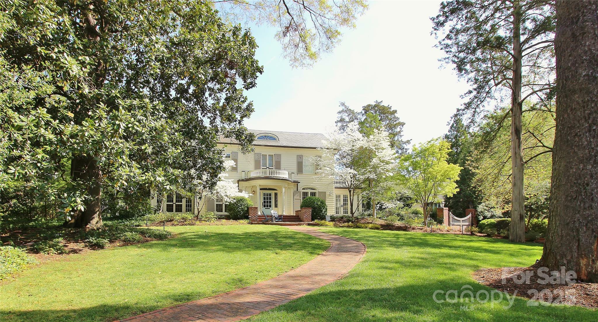 1137 Queens Road W  Charlotte NC 28207 photo