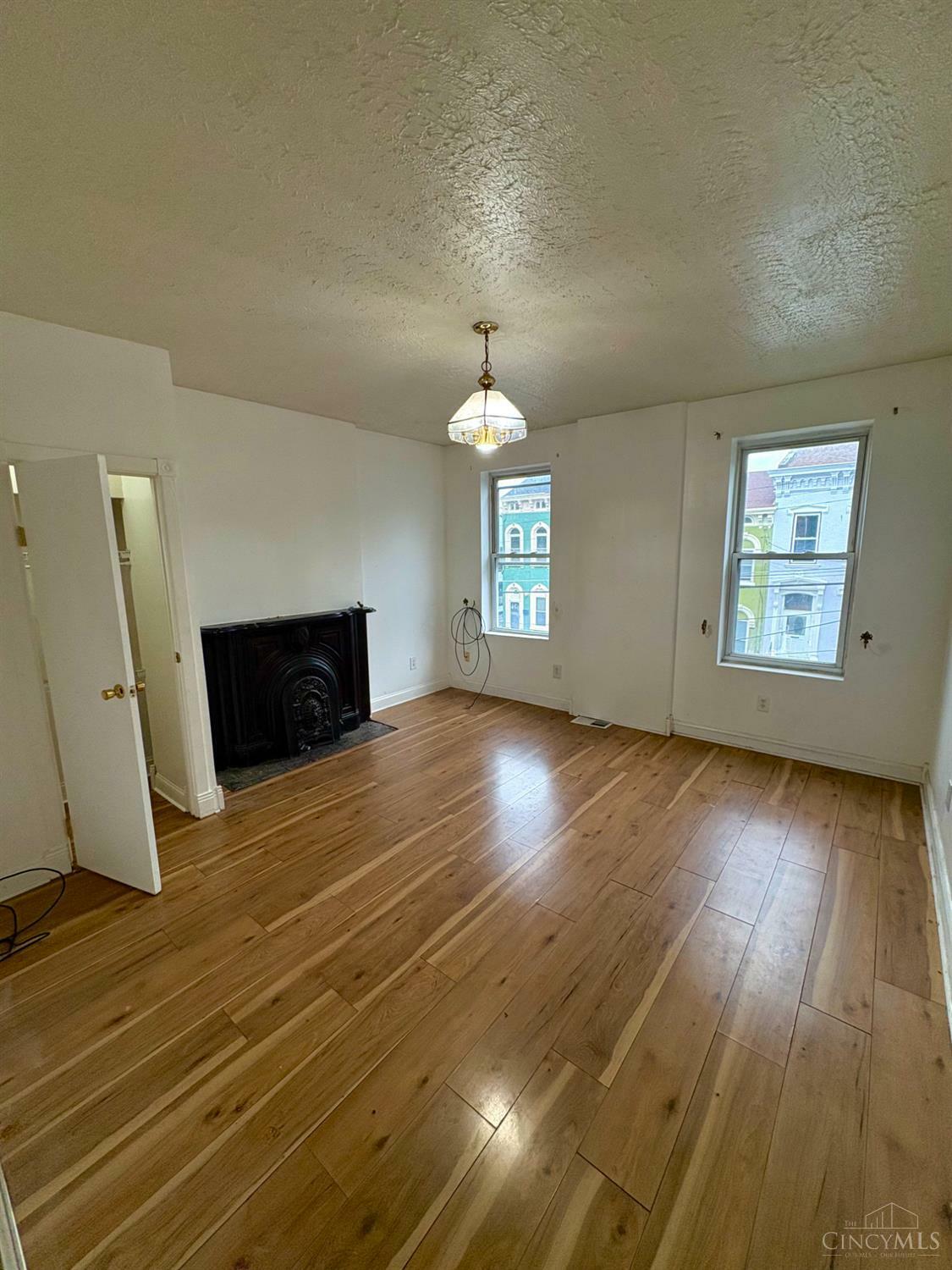 Property Photo: 1115 Dayton Street OH 45214