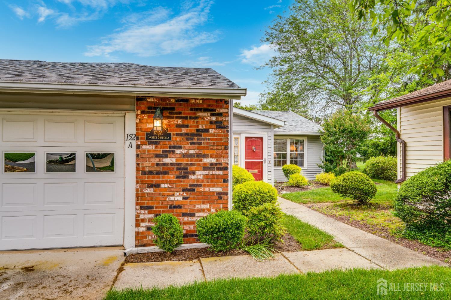 152 Chatham Drive A  Monroe NJ 08831 photo