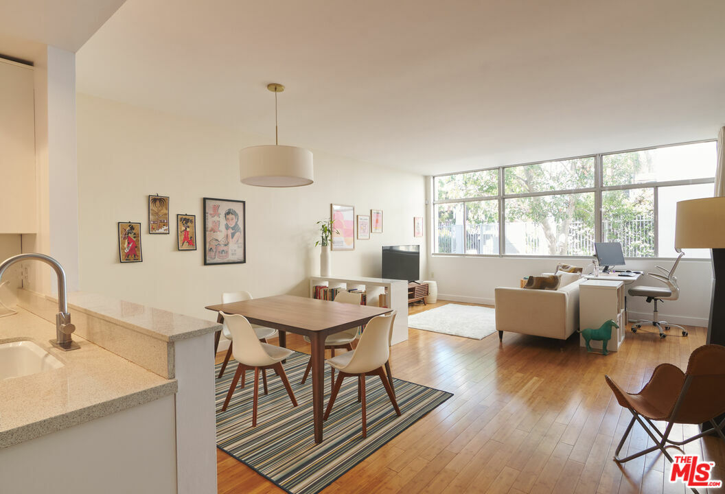 7960 Selma Ave  Los Angeles CA 90046 photo