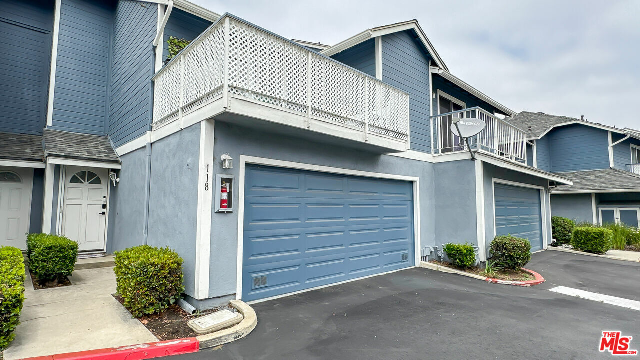 Property Photo: 118 N Glendora Ave CA 91724
