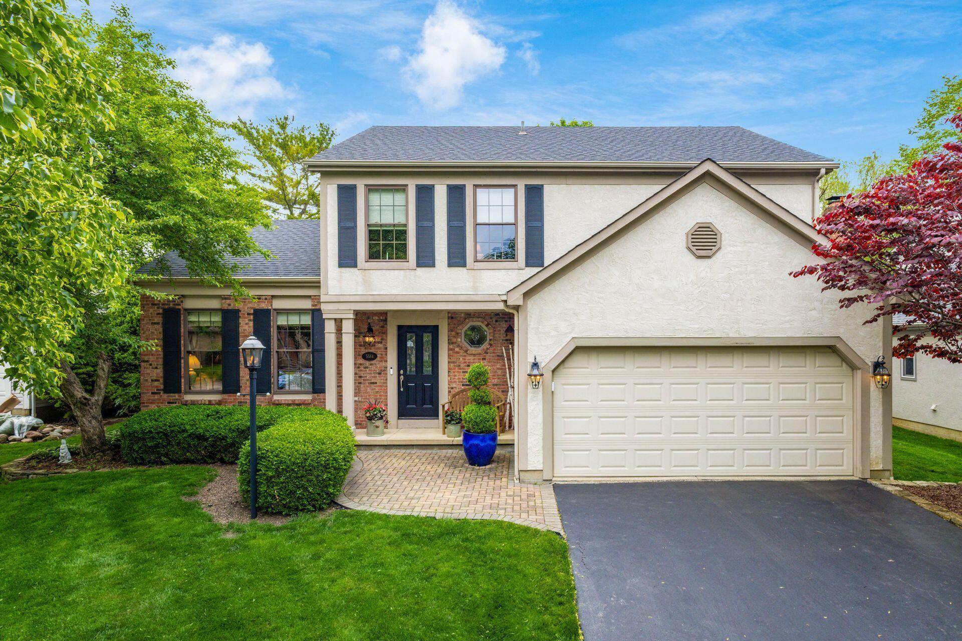 Property Photo: 5584 Tangarey Court OH 43235