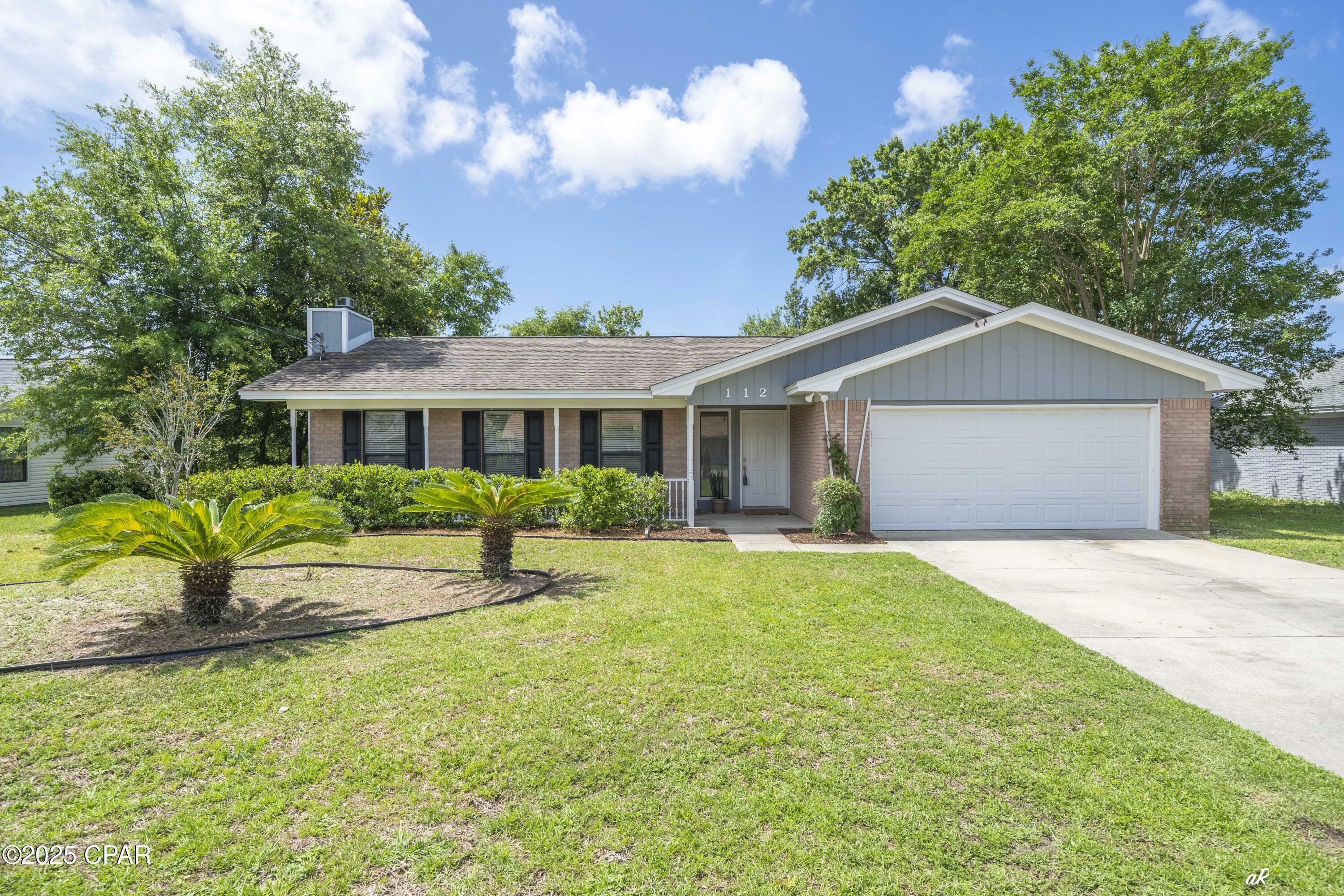 Property Photo: 112 Fox Ridge Road FL 32405