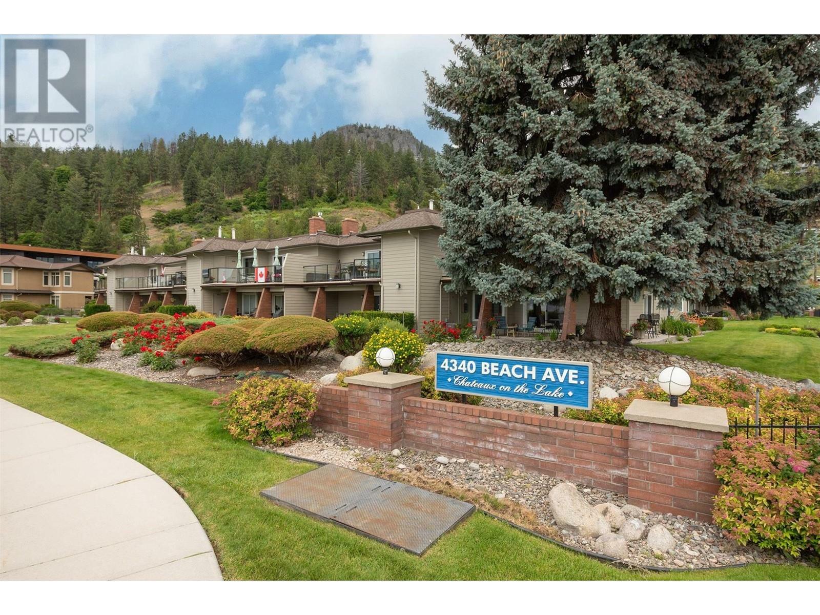 Photo de la propriété: 4340B Beach Avenue 109 BC V0H 1X6
