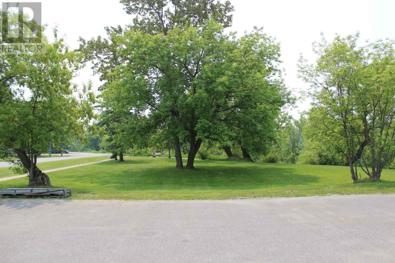 Property Photo:  Lt 141 King St  ON P0W 1E0 