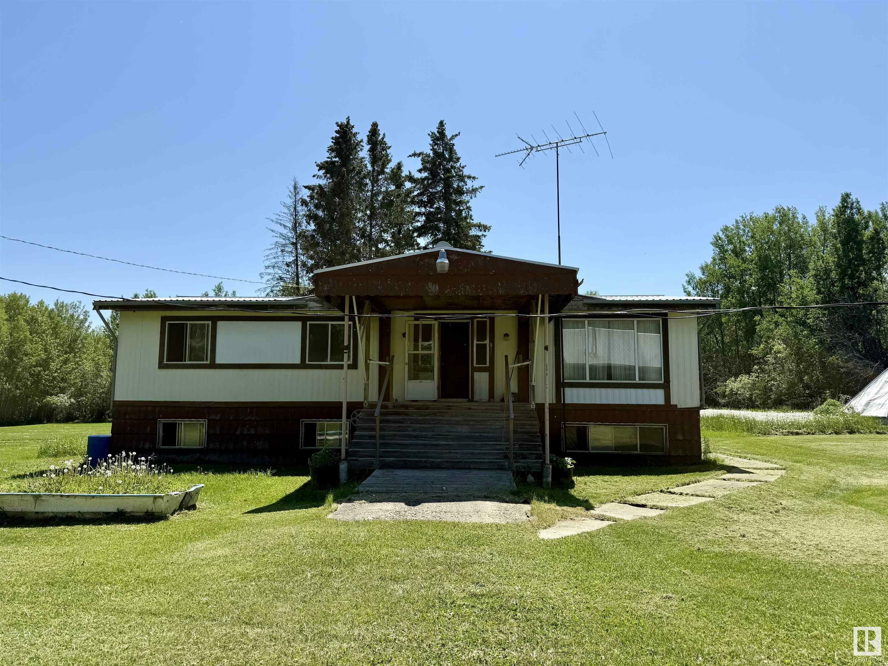 Photo de la propriété: 507 Lakeshore Drive Buck Lake AB T0C 0T0