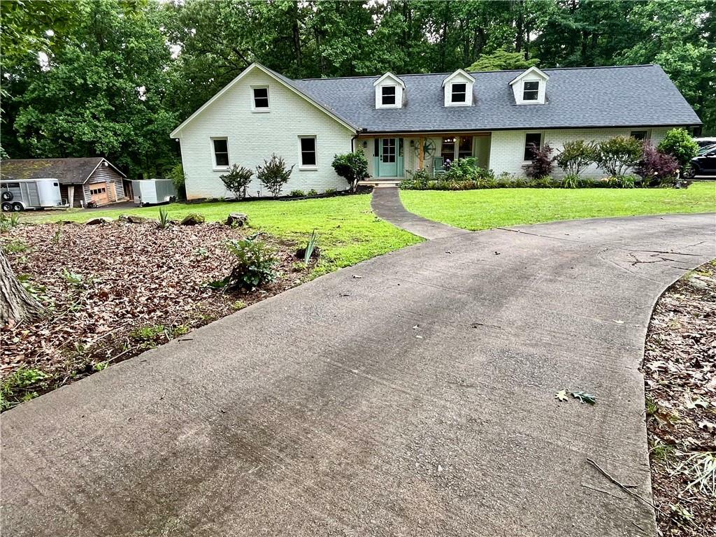 Property Photo: 527 Gaddis Road GA 30115