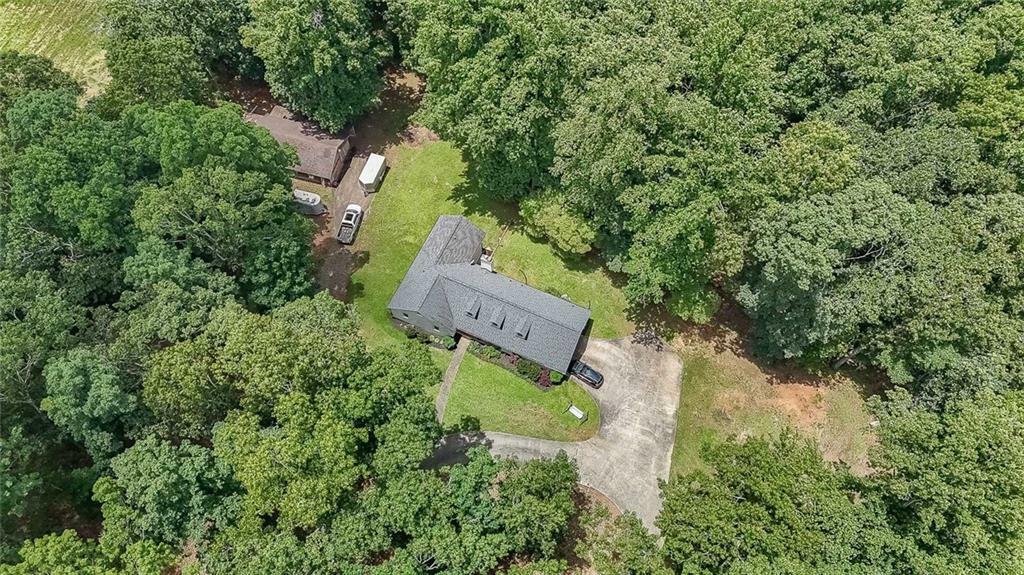 Property Photo: 527 Gaddis Road GA 30115