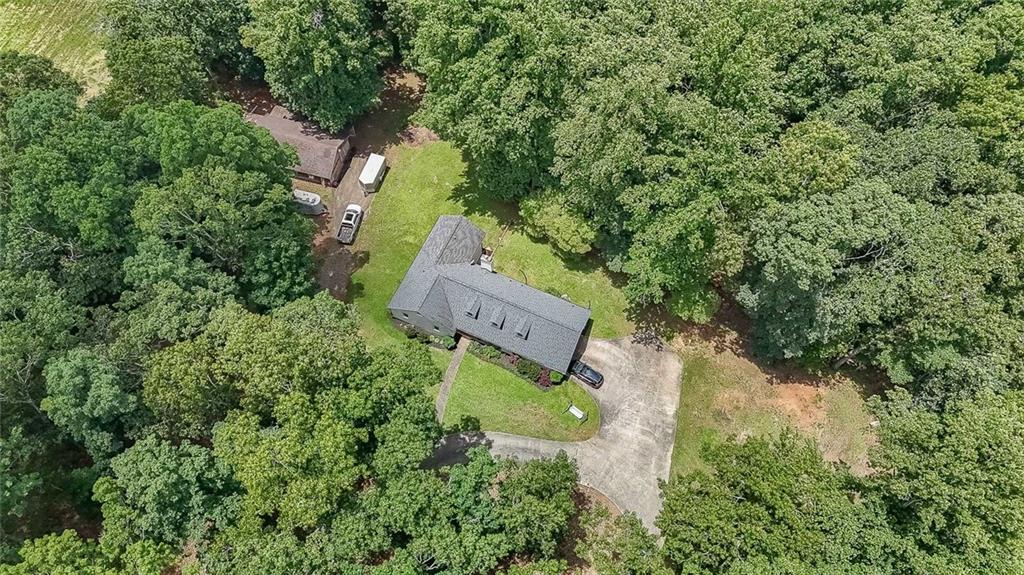 Property Photo: 527 Gaddis Road GA 30115