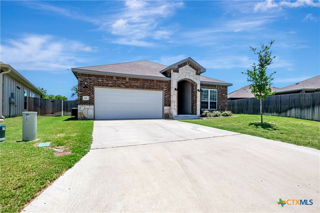 Property Photo: 631 Friar Tuck Drive TX 76502
