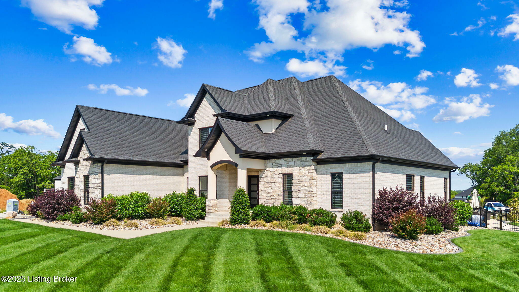 Property Photo: 6299 Clore Ln KY 40014