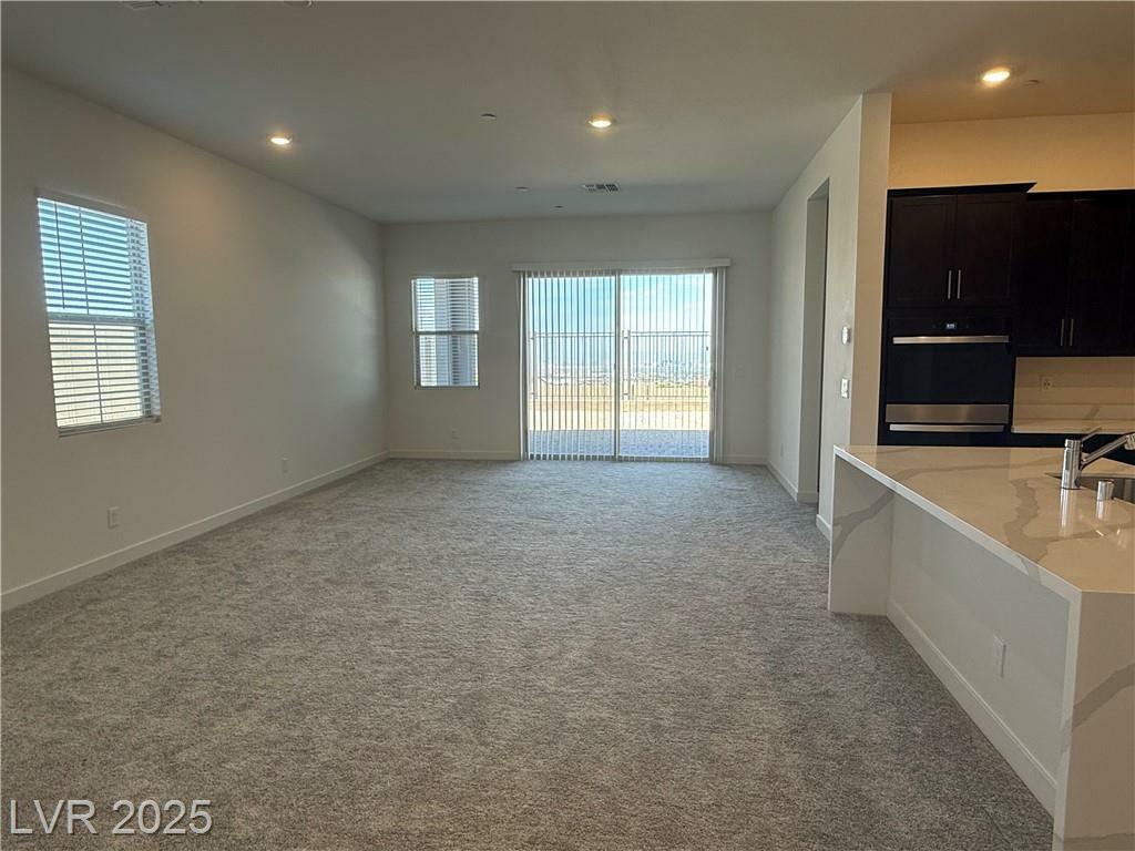 Property Photo: 568 Parkwind Lane NV 89138
