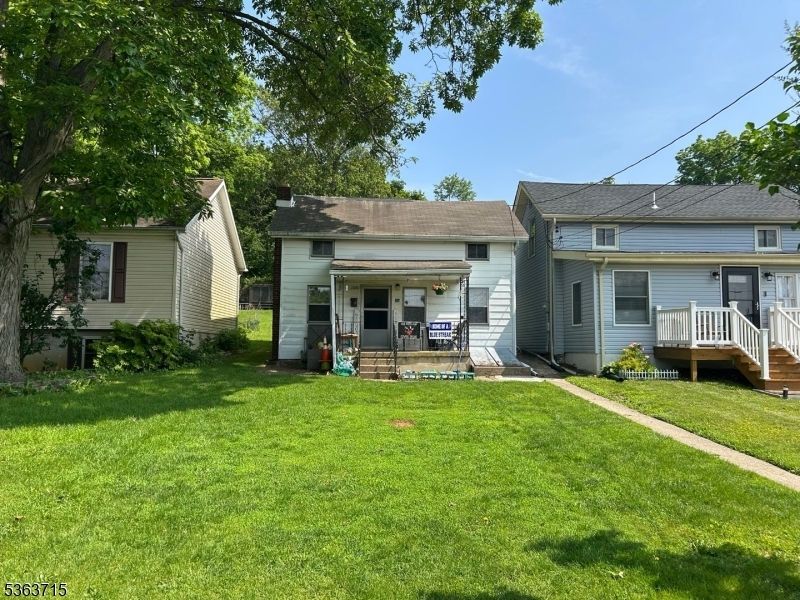 Property Photo: 100 Myrtle Ave NJ 07882