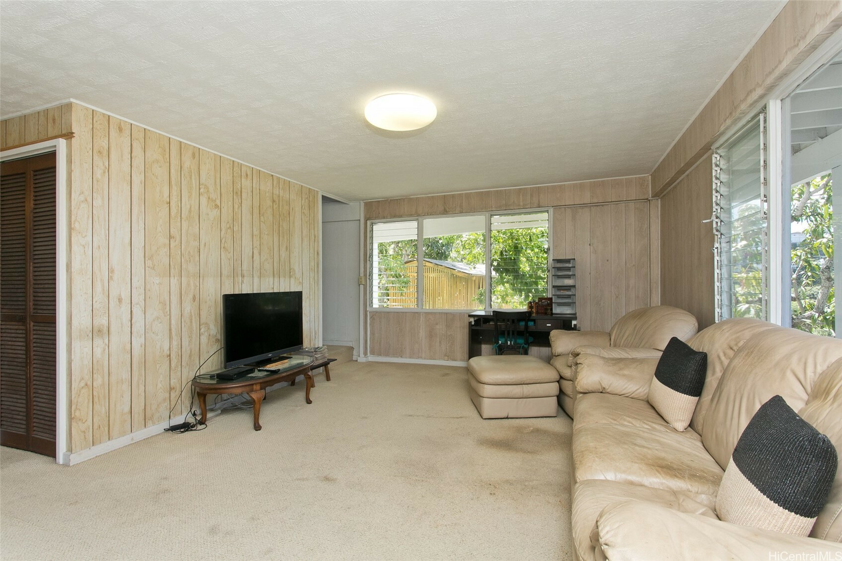 Property Photo: 3812 Anuhea Street HI 96816
