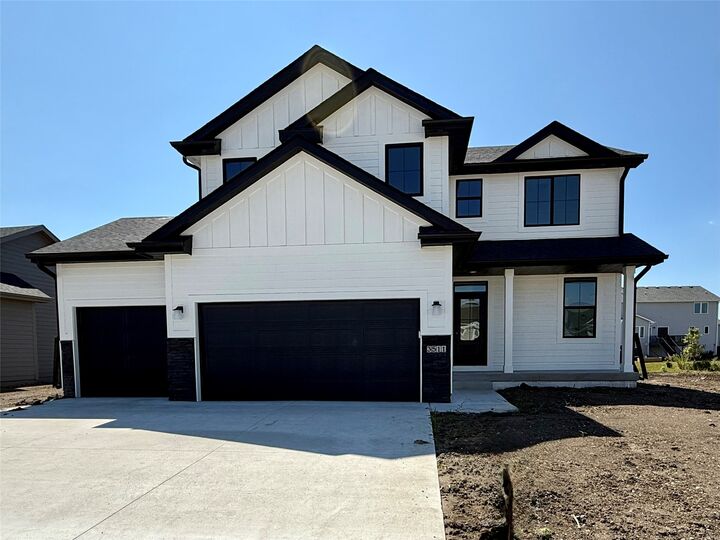 Property Photo:  3511 NW 27th Street  IA 50023 