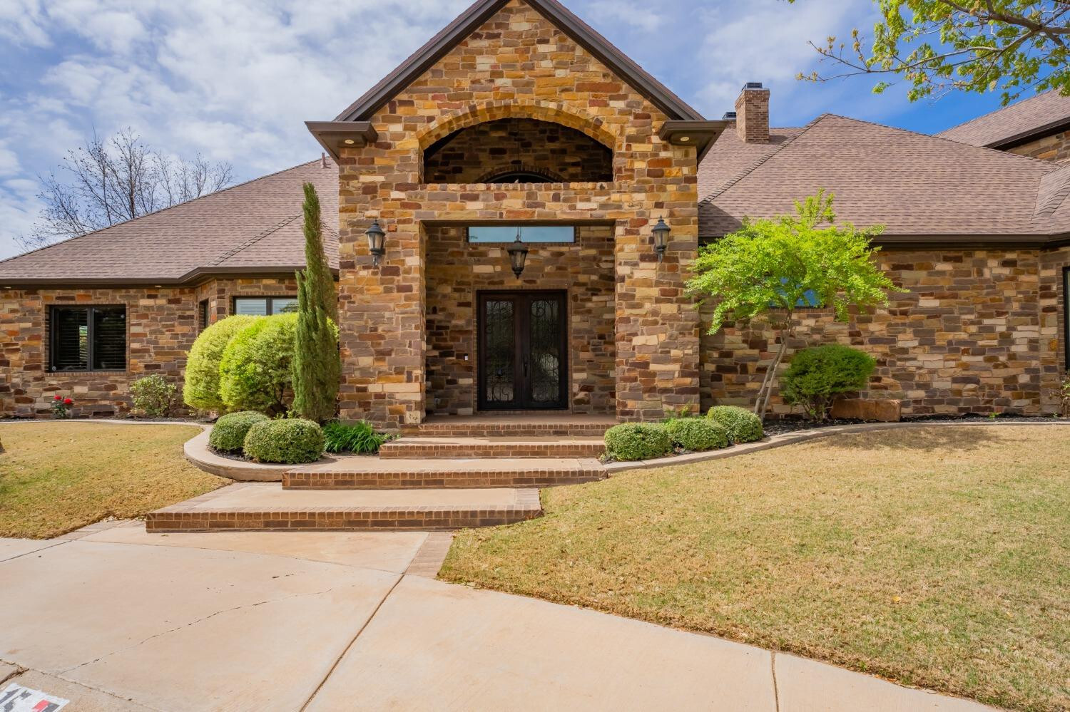 Property Photo: 15 Whisperwood Circle TX 79416
