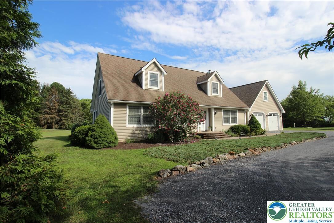 Property Photo: 472 Bauer Road PA 18014