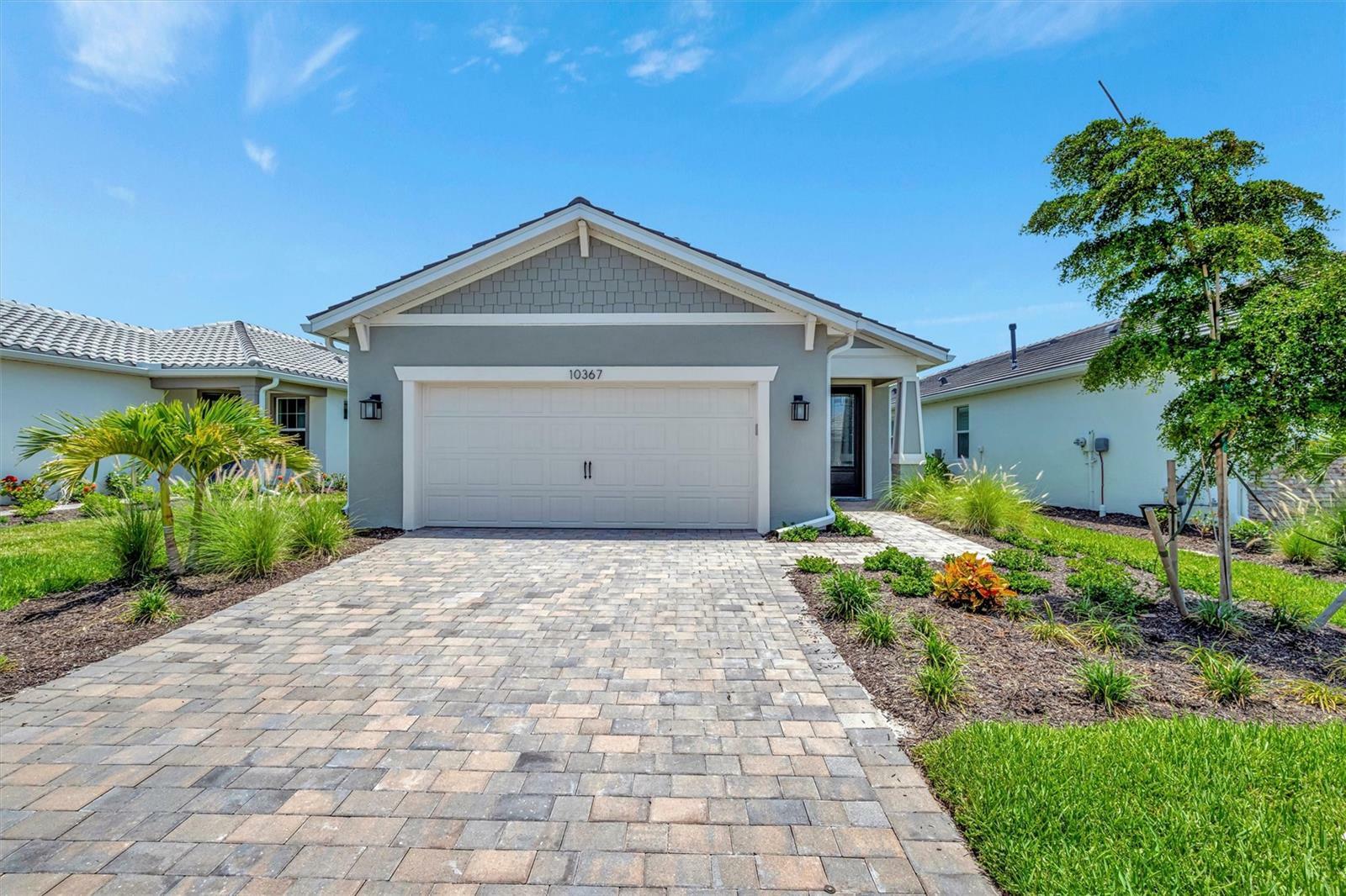 Property Photo: 10367 Abaco Falls Drive FL 34223