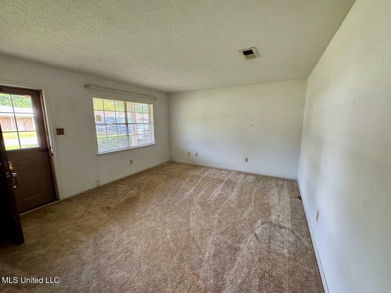 Property Photo: 44 Pembrook Circle MS 39503