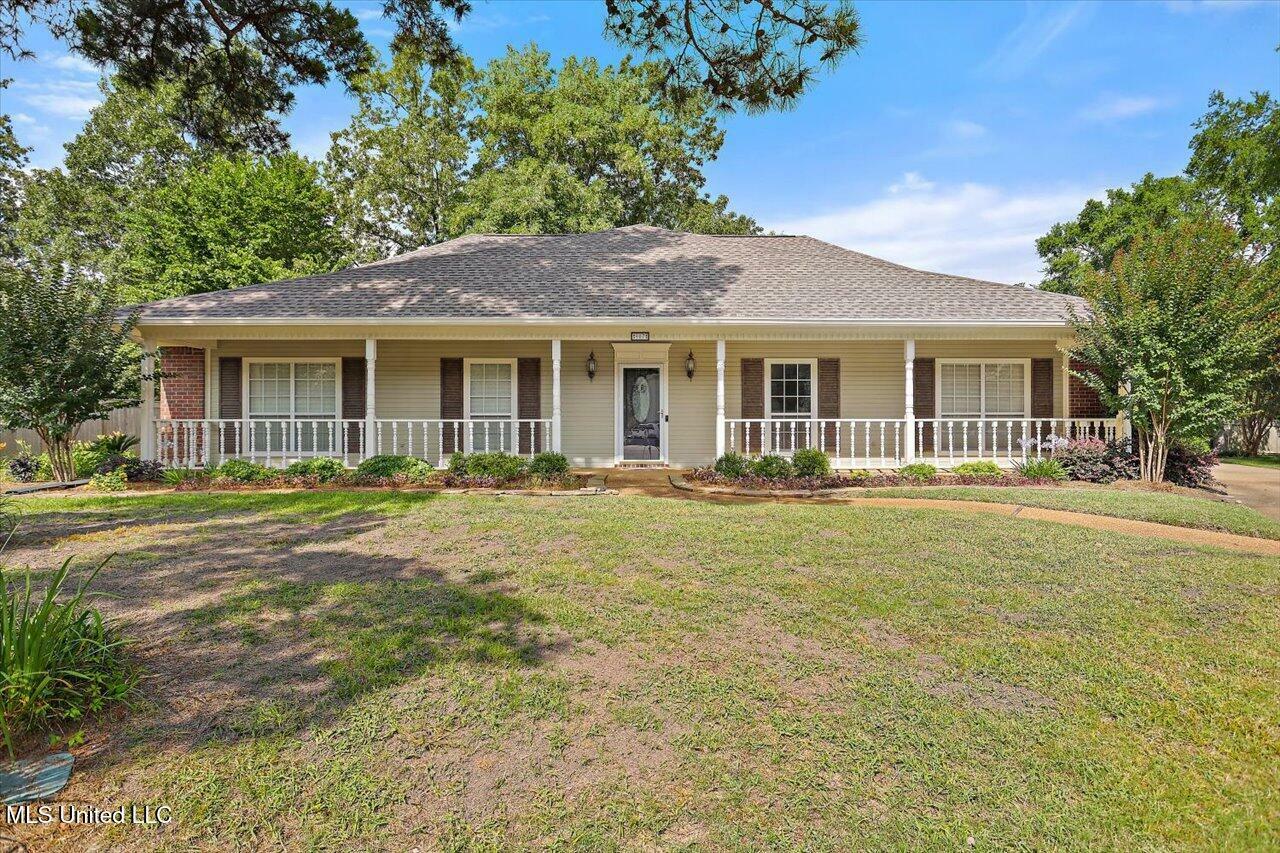 Property Photo: 907 Tetbury Place MS 39047