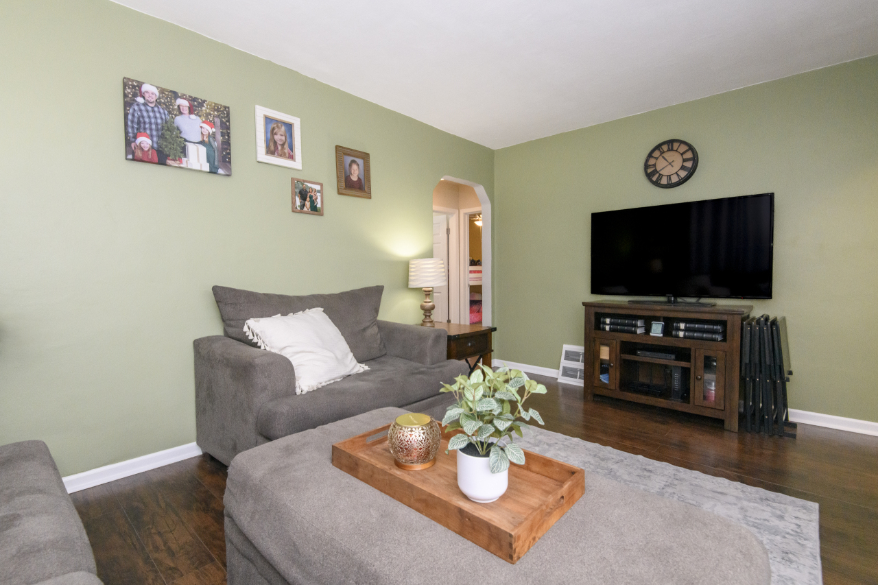 Property Photo: 809 S 113th St WI 53214