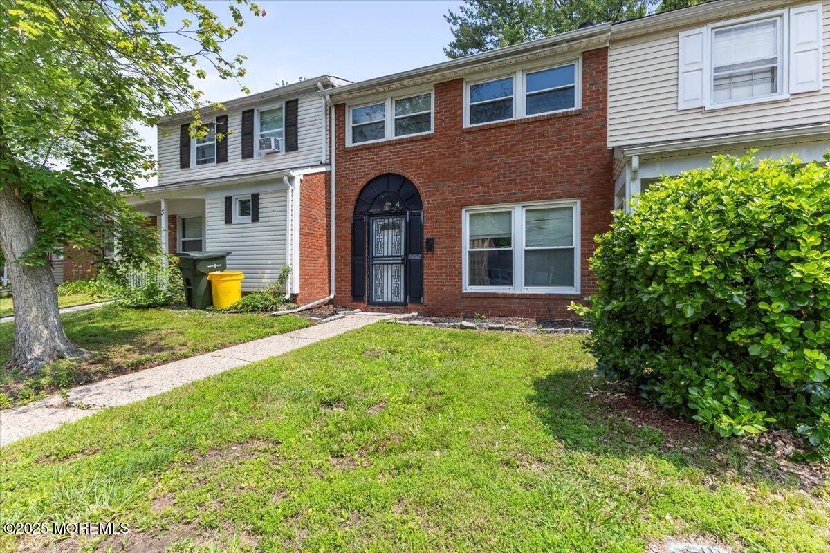 Property Photo:  4 Roanoke Court  NJ 08046 