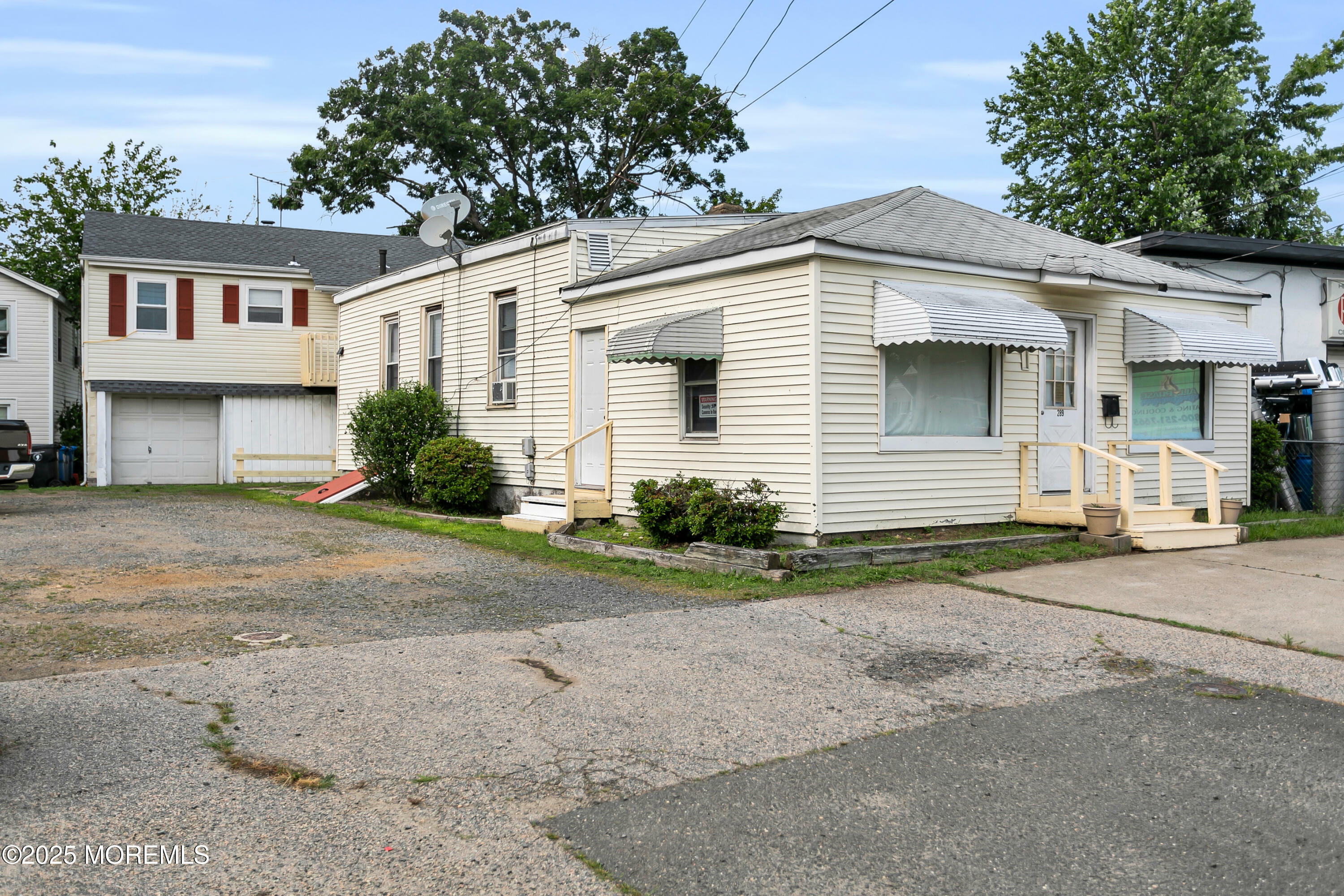 289 Port Monmouth Road  North Middletown NJ 07748 photo