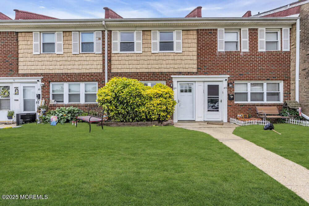 Property Photo: 84 Briar Mills Drive NJ 08724
