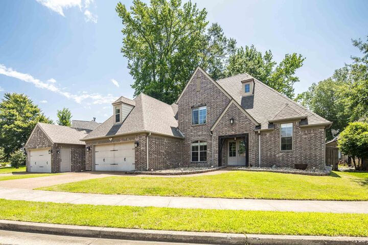 10185 Carly Dr  Lakeland TN 38002 photo